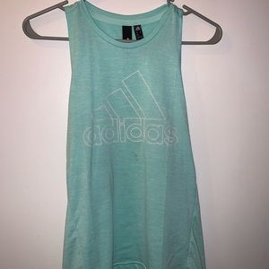 Women’s muscle shirt
